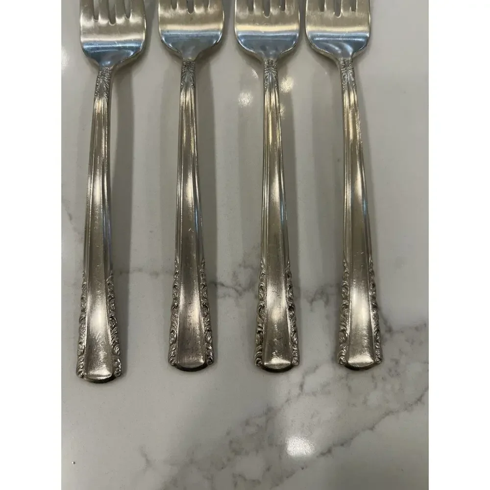 Vtg‎ Set Of 4 Holmes & Edwards May Queen Salad Forks 6.5” Silverplate Inlaid IS